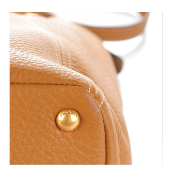 Authentic Prada Vitello Daino Side Pocket Tote in Caramel with long strap - Picture 12 of 16